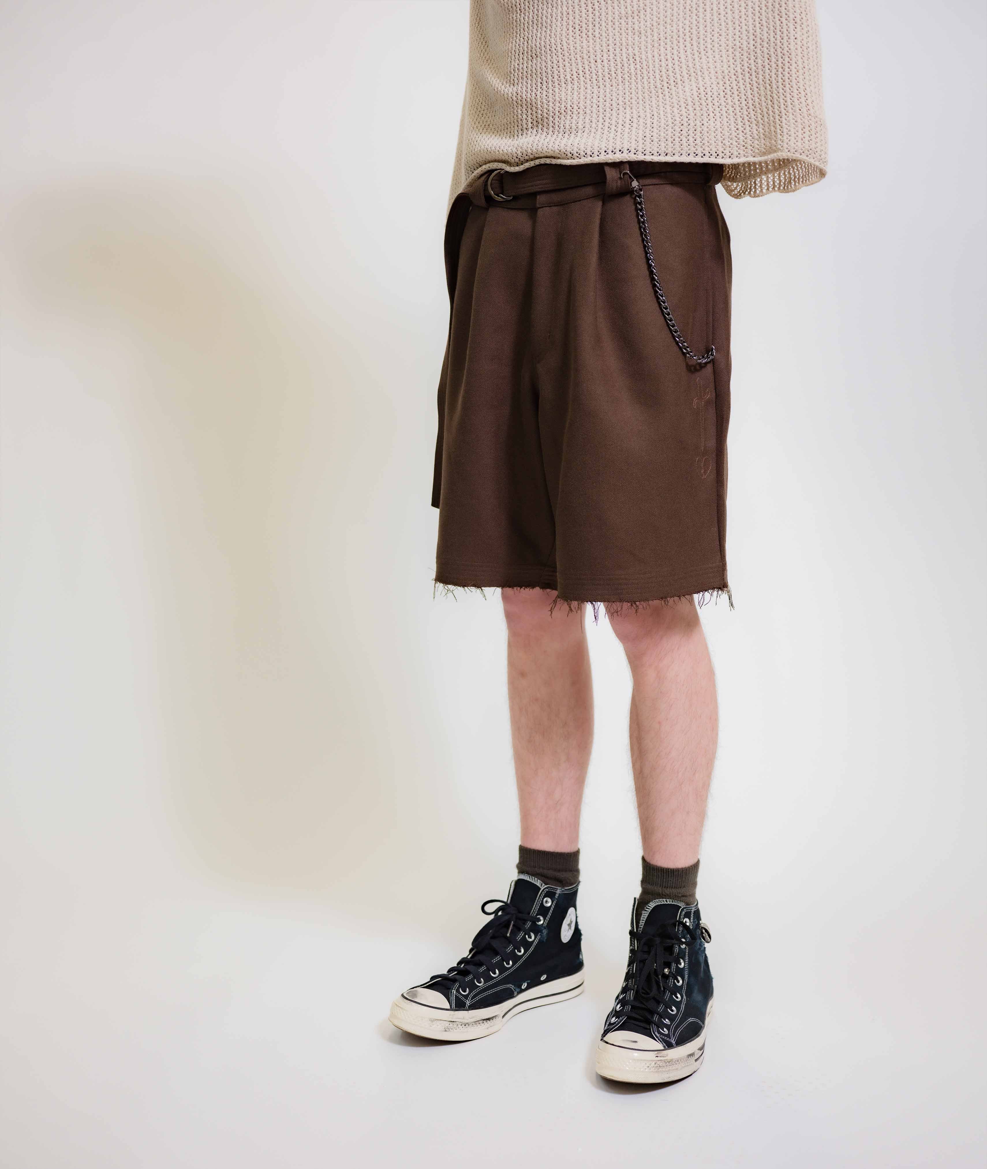 PLEATED SUIT SHORT, BROWN