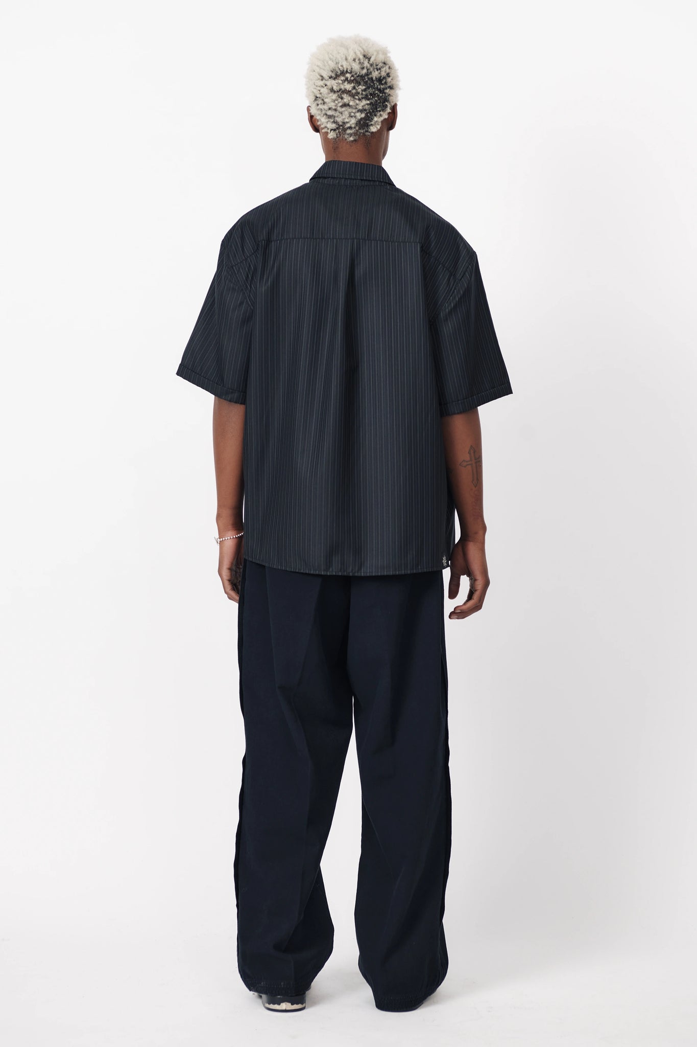 BILLY SS SHIRT - DARK PINSTRIPE