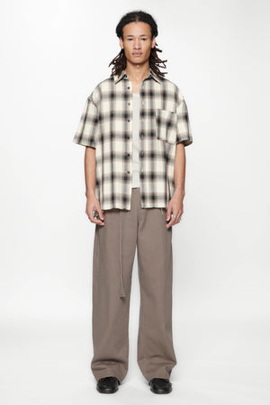 HOLD SS SHIRT - BLACK / BROWN CHECK
