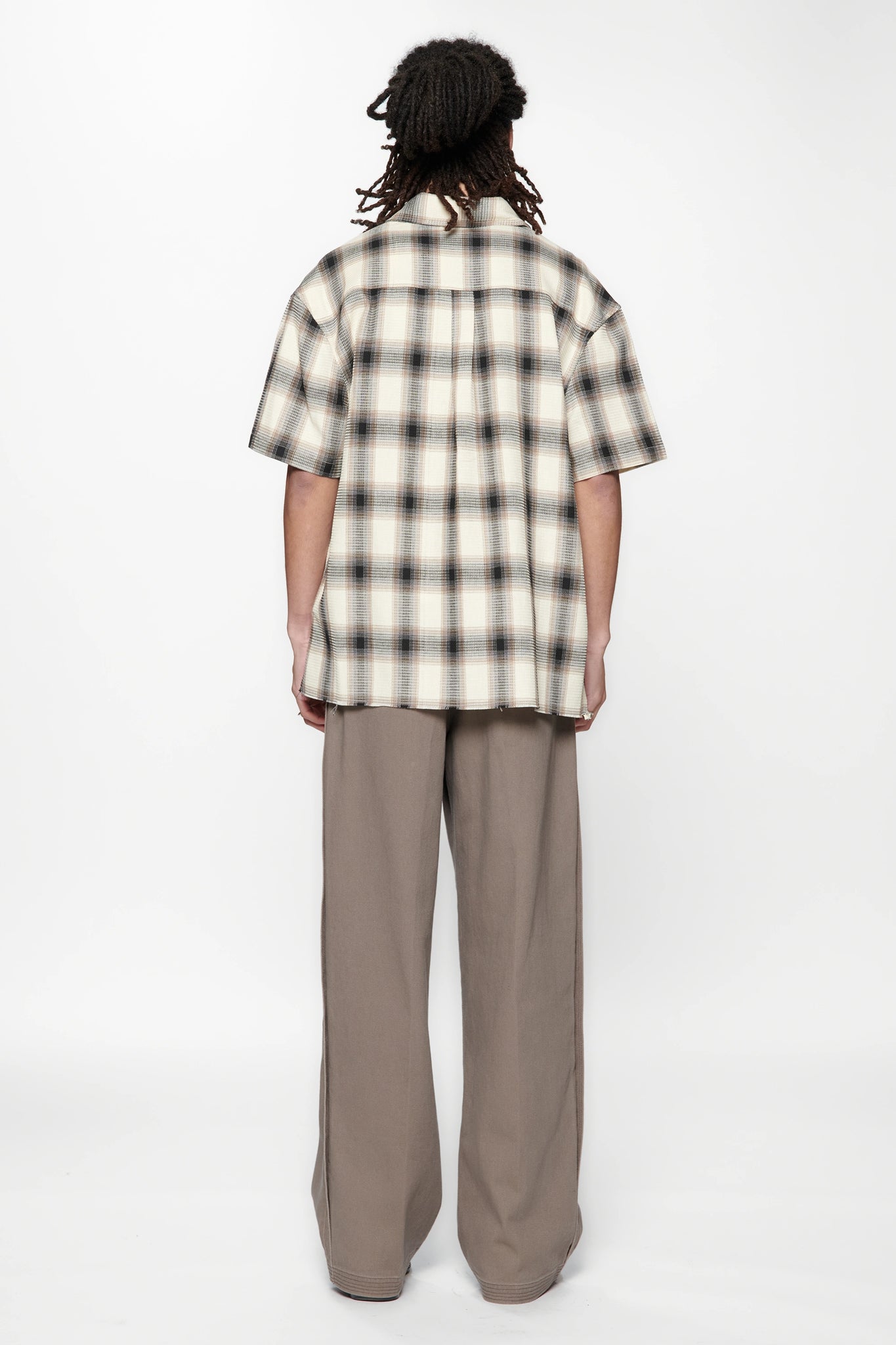 HOLD SS SHIRT - BLACK / BROWN CHECK