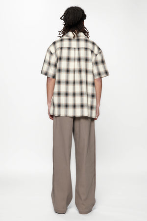 HOLD SS SHIRT - BLACK / BROWN CHECK
