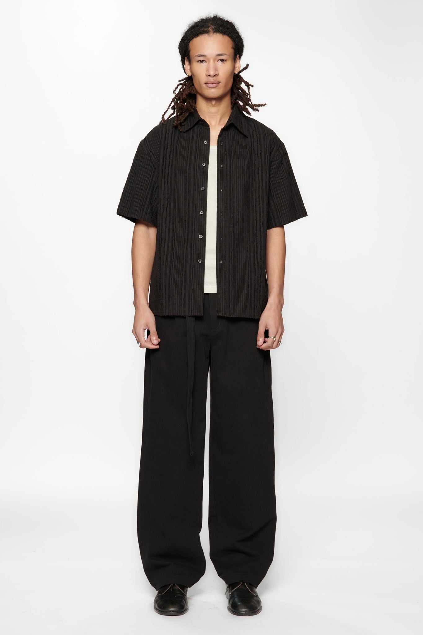 HOLD SS SHIRT - BLACK TUX