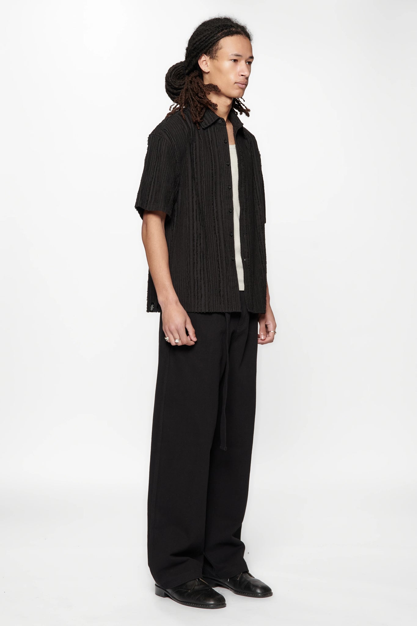 HOLD SS SHIRT - BLACK TUX