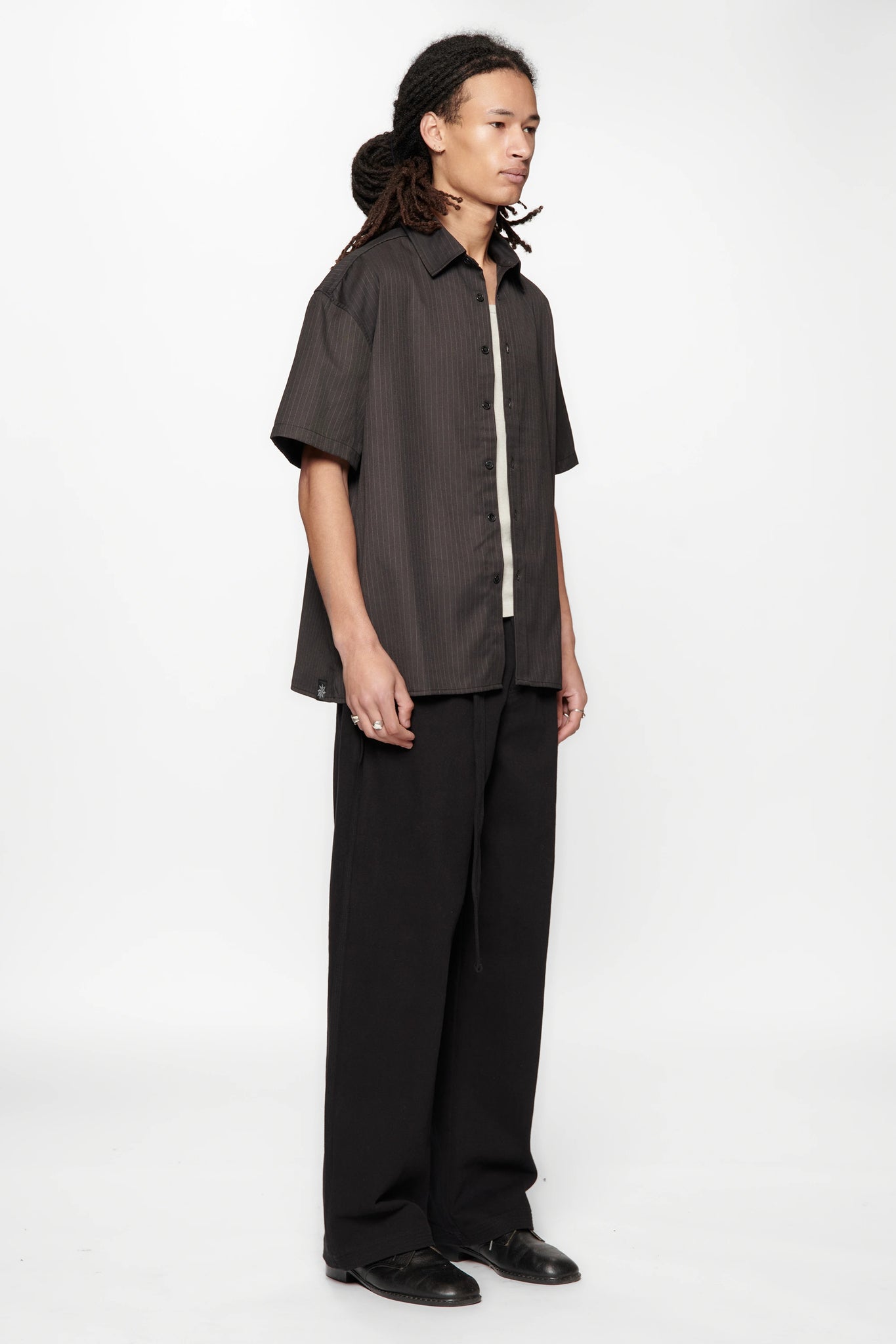 HOLD SS SHIRT - CLASSIC PINSTRIPE
