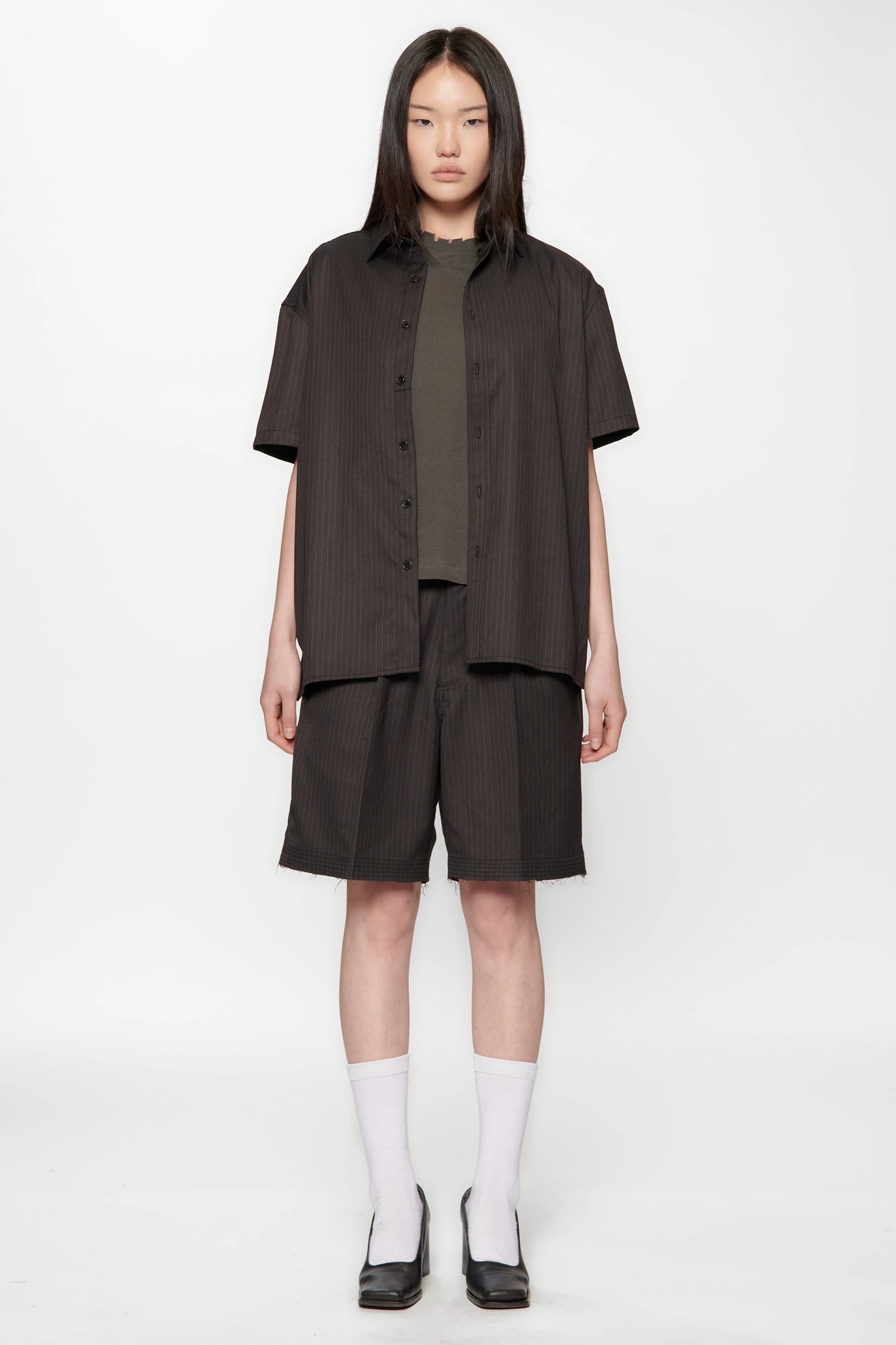 HOLD SS SHIRT - CLASSIC PINSTRIPE