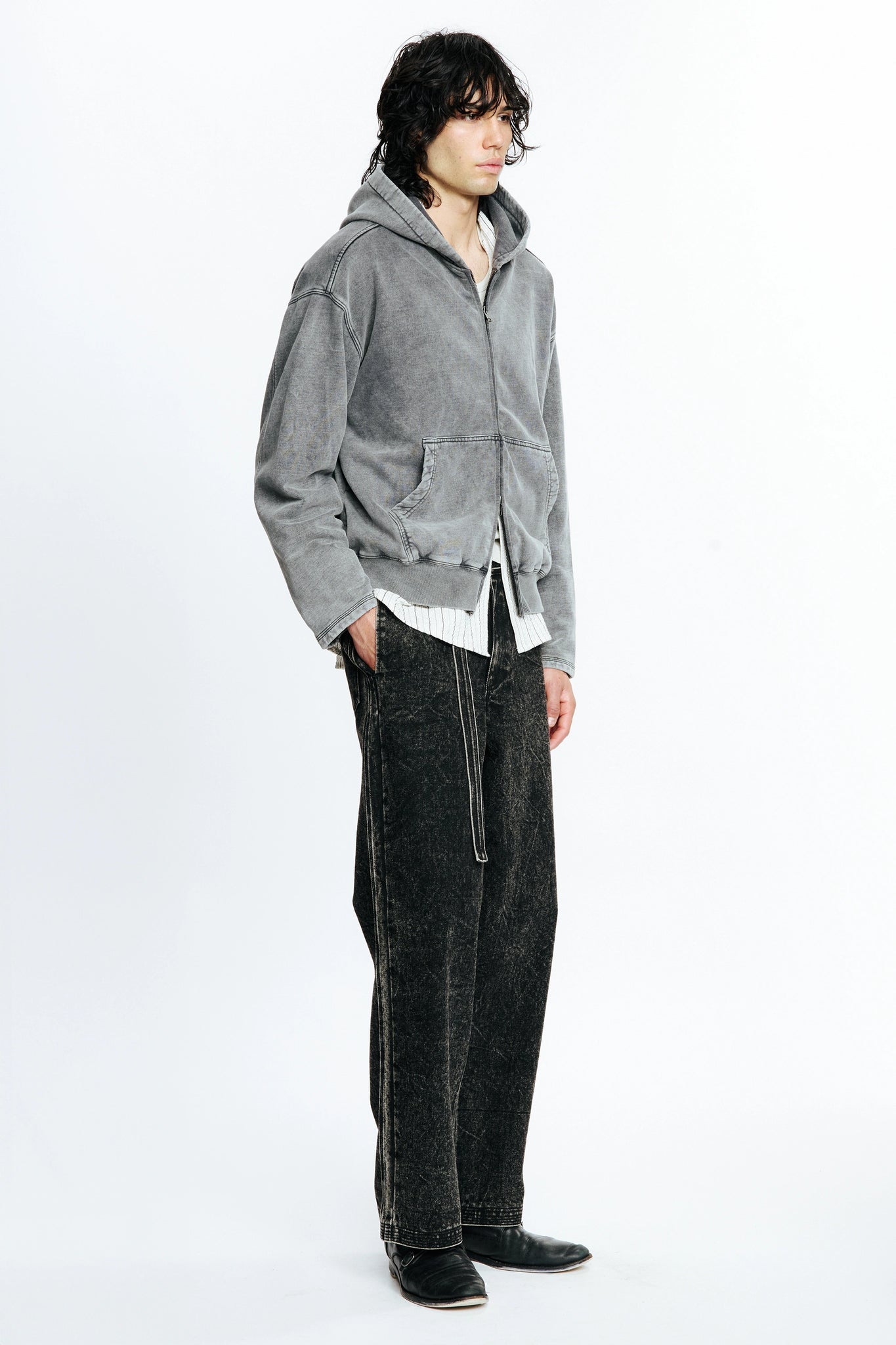 TOUR ZIP HOOD - BLACK SNOW