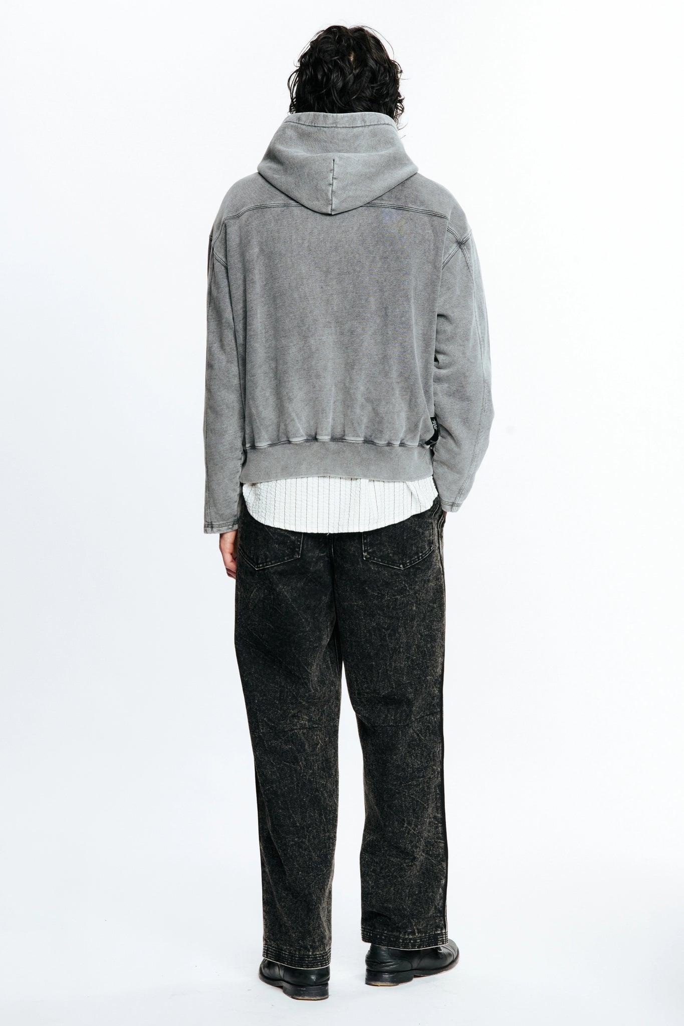 TOUR ZIP HOOD - BLACK SNOW