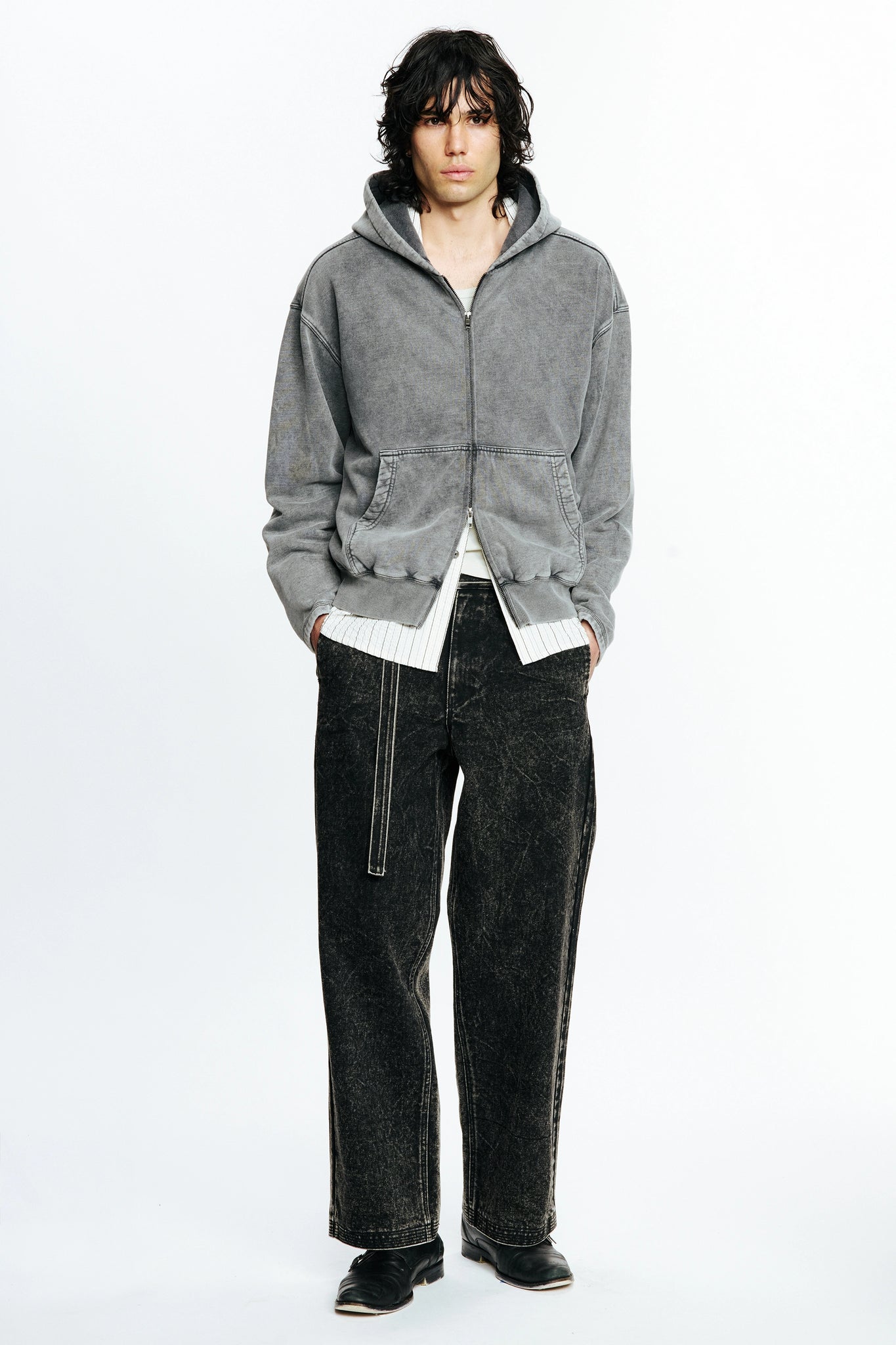 TOUR ZIP HOOD - BLACK SNOW