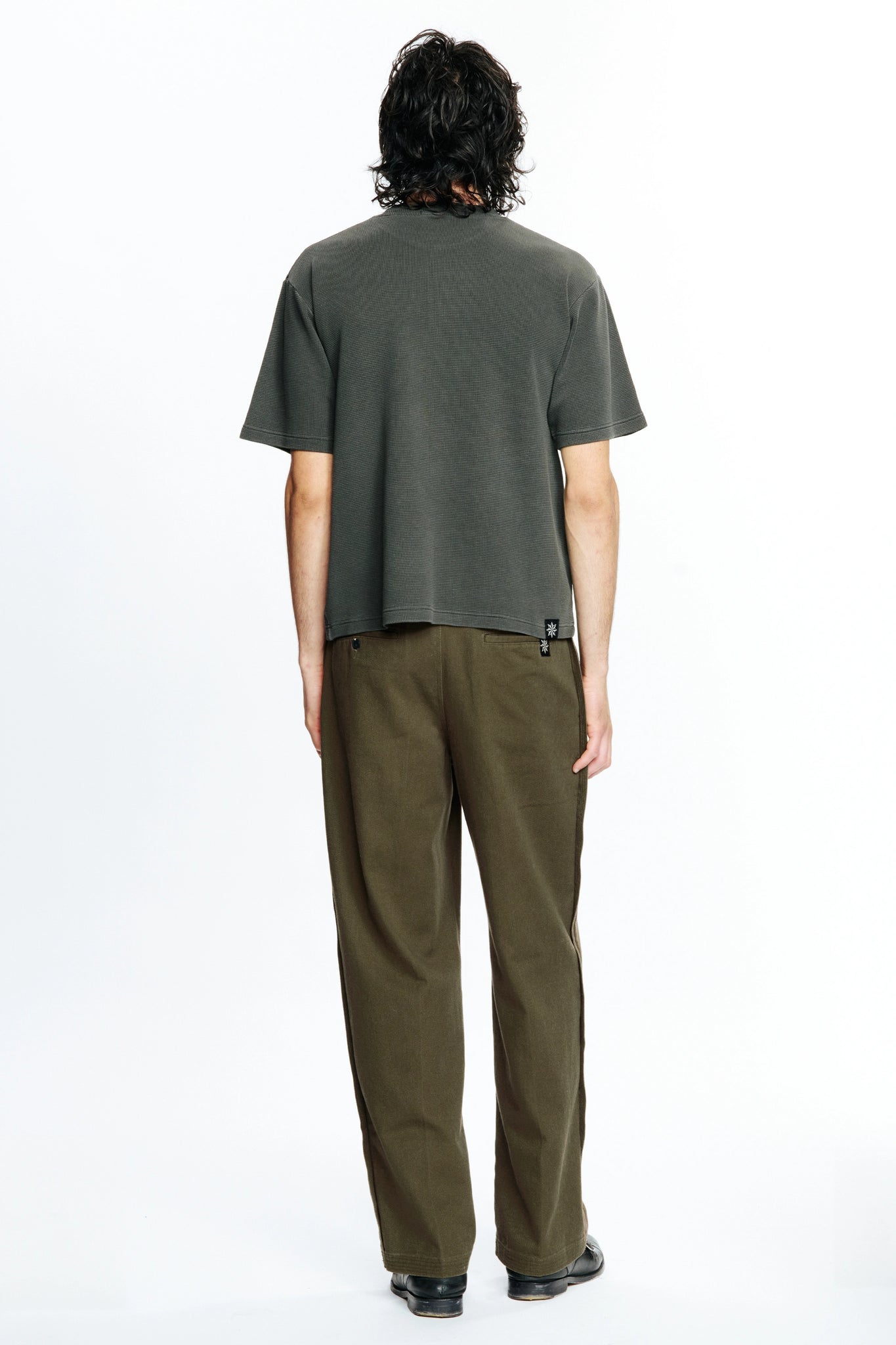 WAFFLE DREAM T-SHIRT - CHARCOAL