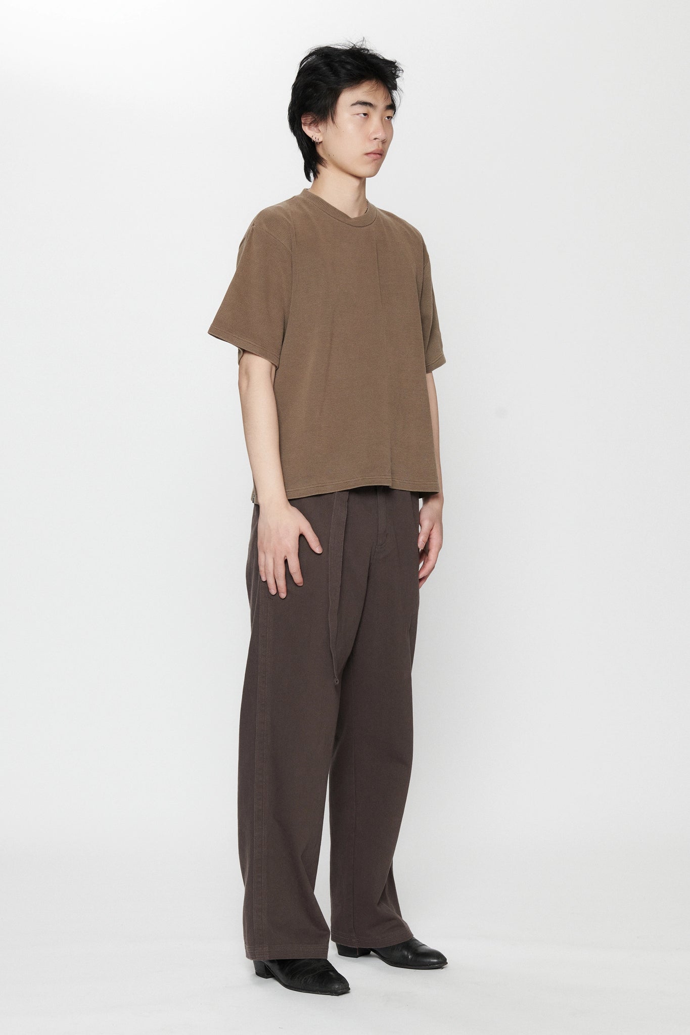 WAFFLE BOXY T-SHIRT - BROWN