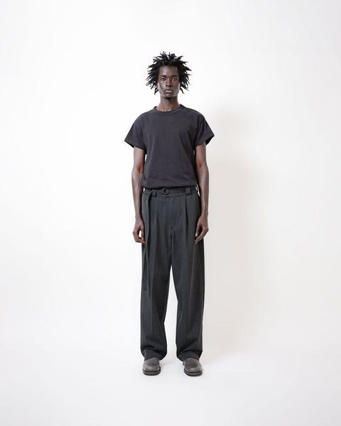 PLEATED SUIT PANT - CHARCOAL PINSTRIPE