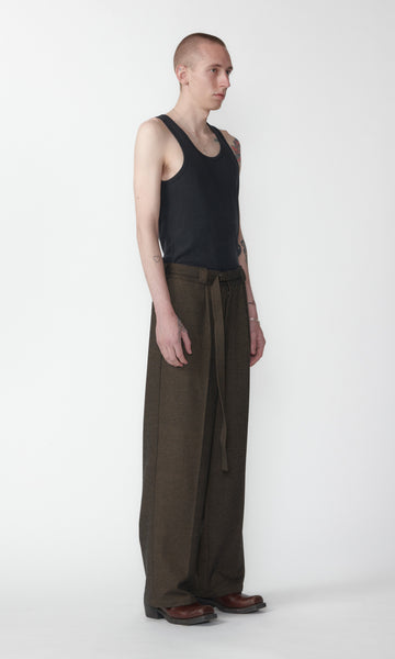 PLEATED SUIT PANT - CHOCOLATE